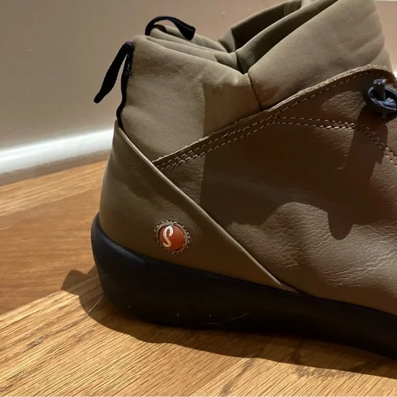 Softinos by FLY London Biel Leather Lace up Sneaker Ankle Boots (EU 37 US 7) - Picture 2 of 9